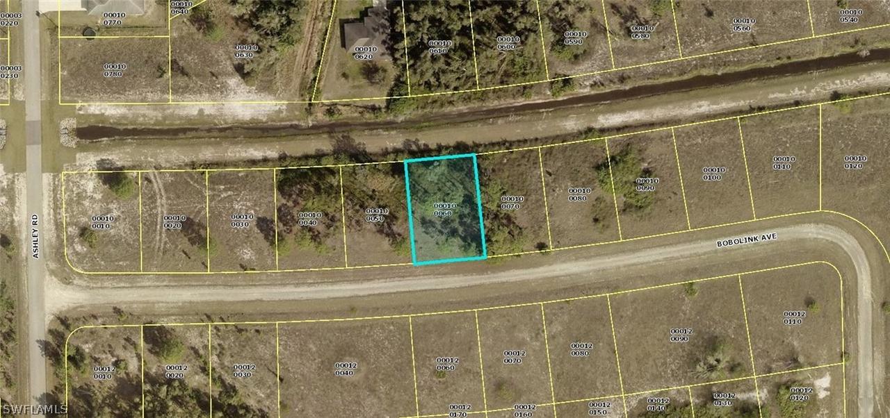 747 Bobolink Ave., Lehigh Acres, FL 33974
