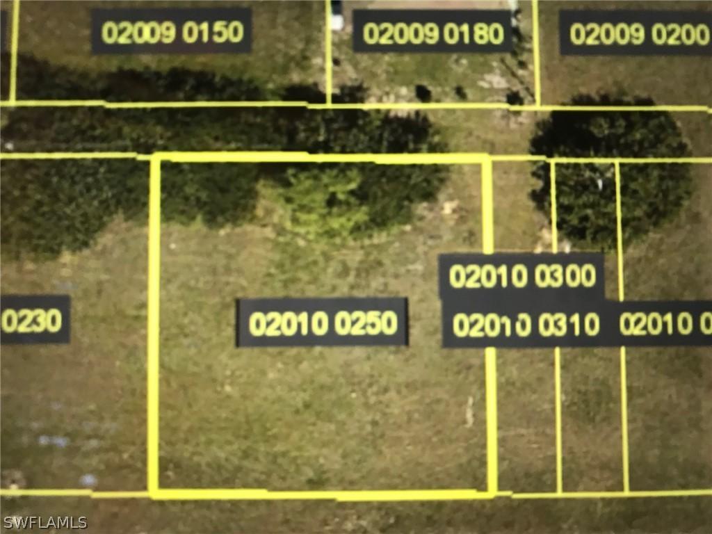 909 NE 7th Ter., Cape Coral, FL 33909