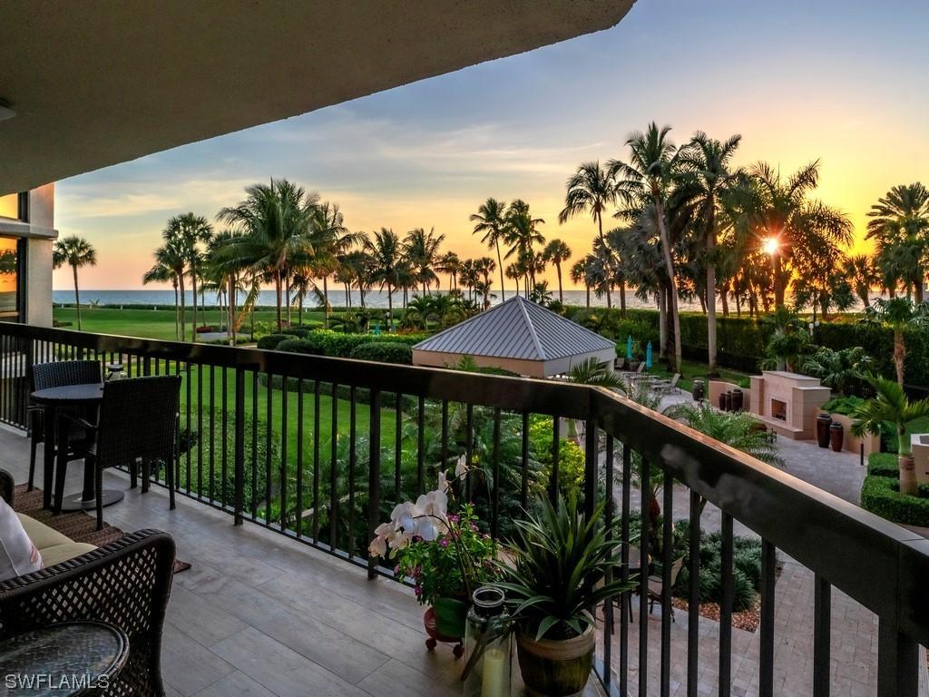 4551 Gulf Shore Blvd. #202, Naples, FL 34103