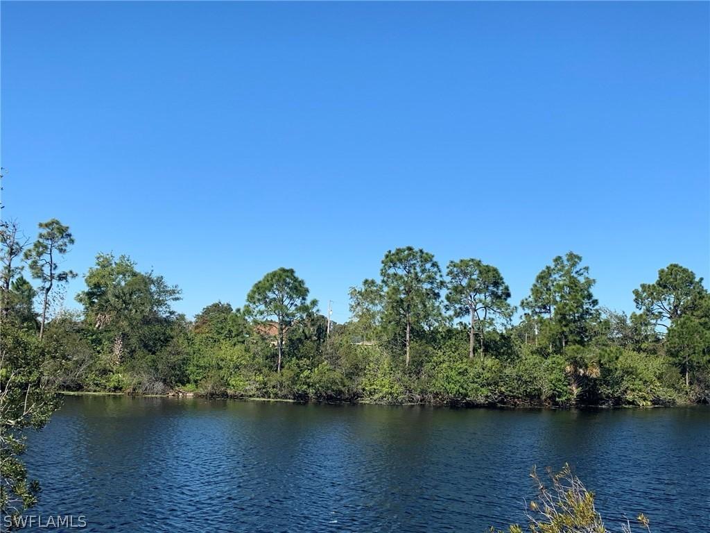 2124 NE 43rd Ln., Cape Coral, FL 33909