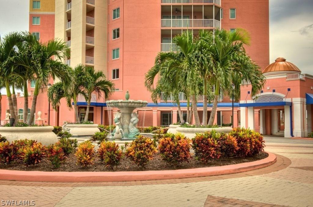 2745 1st St. #105, Fort Myers, FL 33916