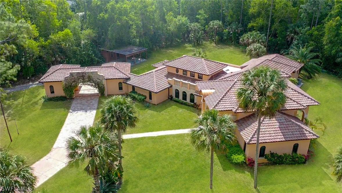 5440 Hawthorn Woods Way, Naples, FL 34116