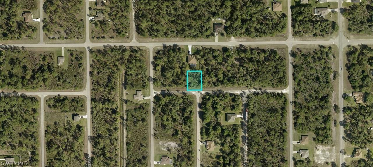 735 Dundee St., Lehigh Acres, FL 33974