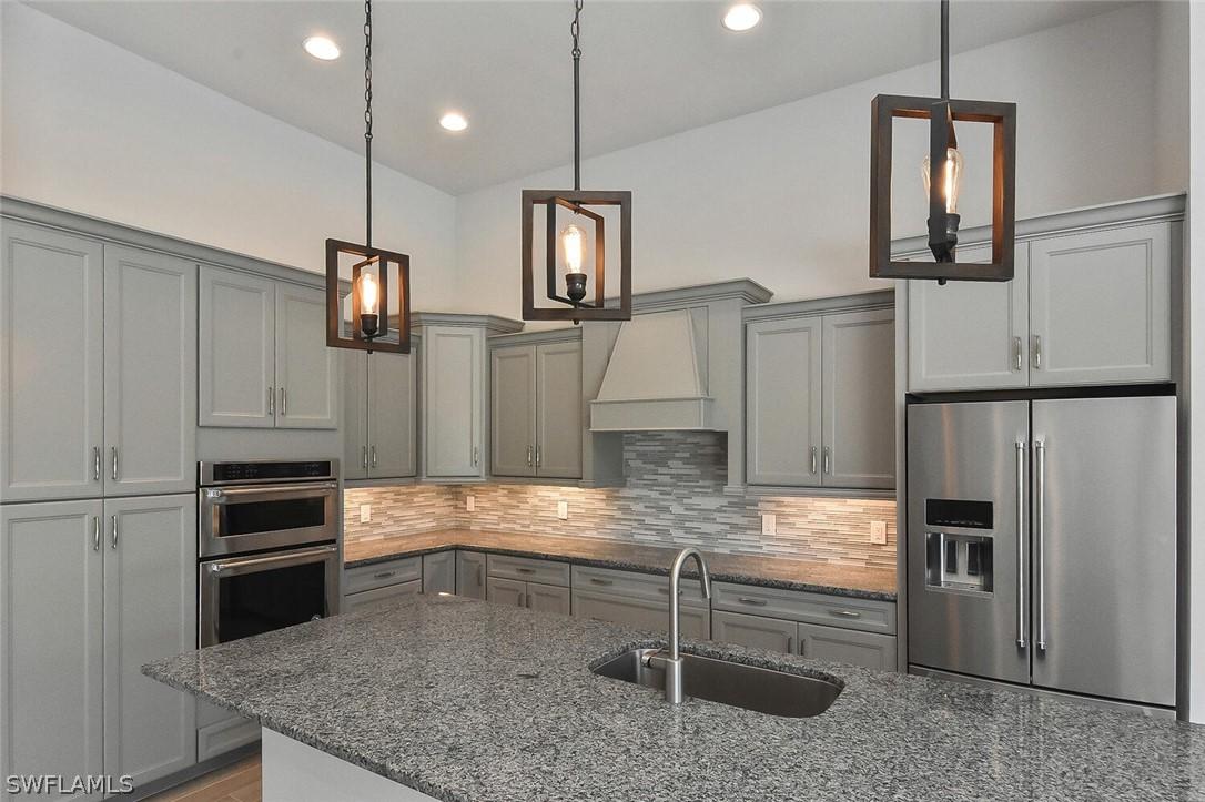 2806 SW 50th Ter., Cape Coral, FL 33914