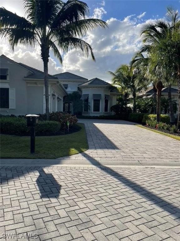 29006 Blaisdell Dr., Naples, FL 34119