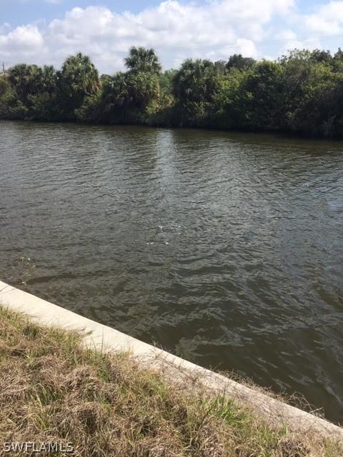 2709 NW 41st Ave., Cape Coral, FL 33993