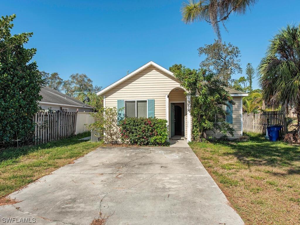 26630 Sherwood Ln., Bonita Springs, FL 34135