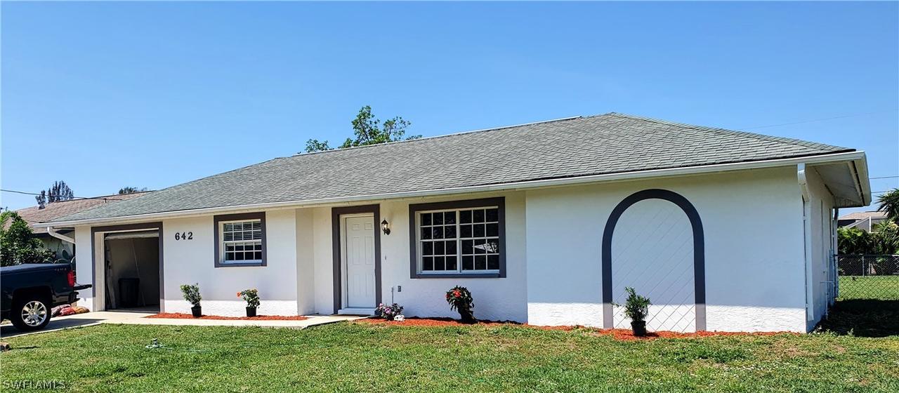 642 SE 21st Pl., Cape Coral, FL 33990