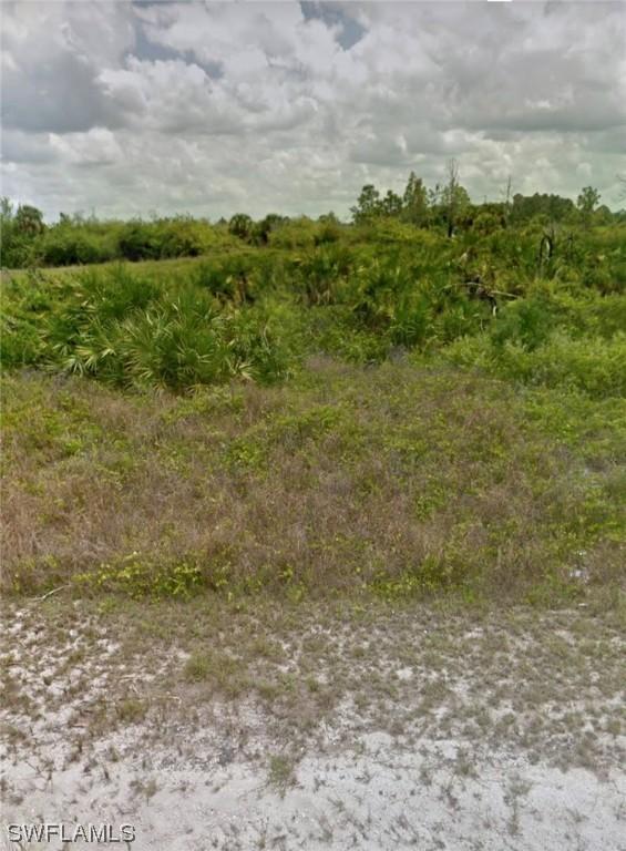 377 Chalet Ave., Lehigh Acres, FL 33974