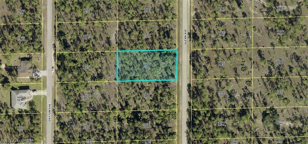 1315 Glenn Ave., Lehigh Acres, FL 33972