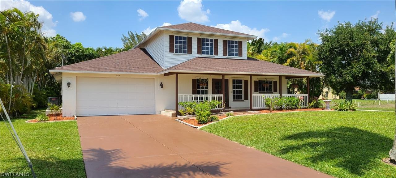2215 SW 50th Ln., Cape Coral, FL 33914