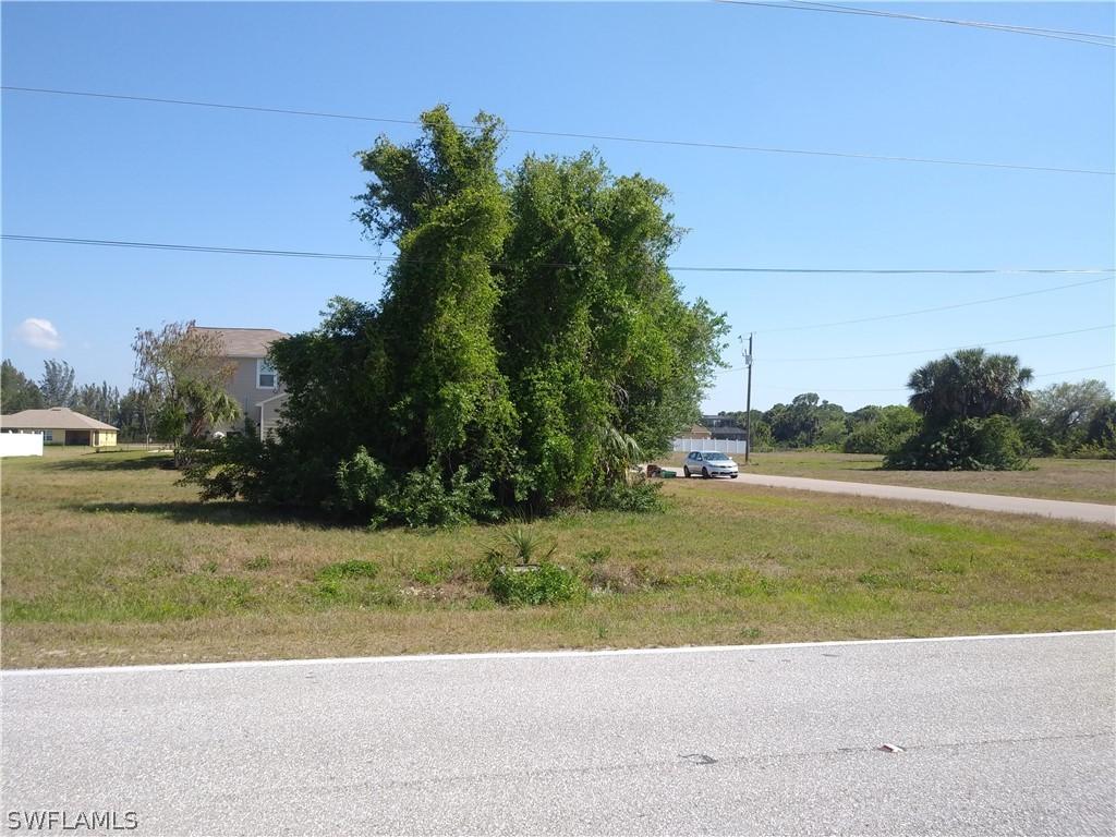 2003 NE 34th Ln., Cape Coral, FL 33909