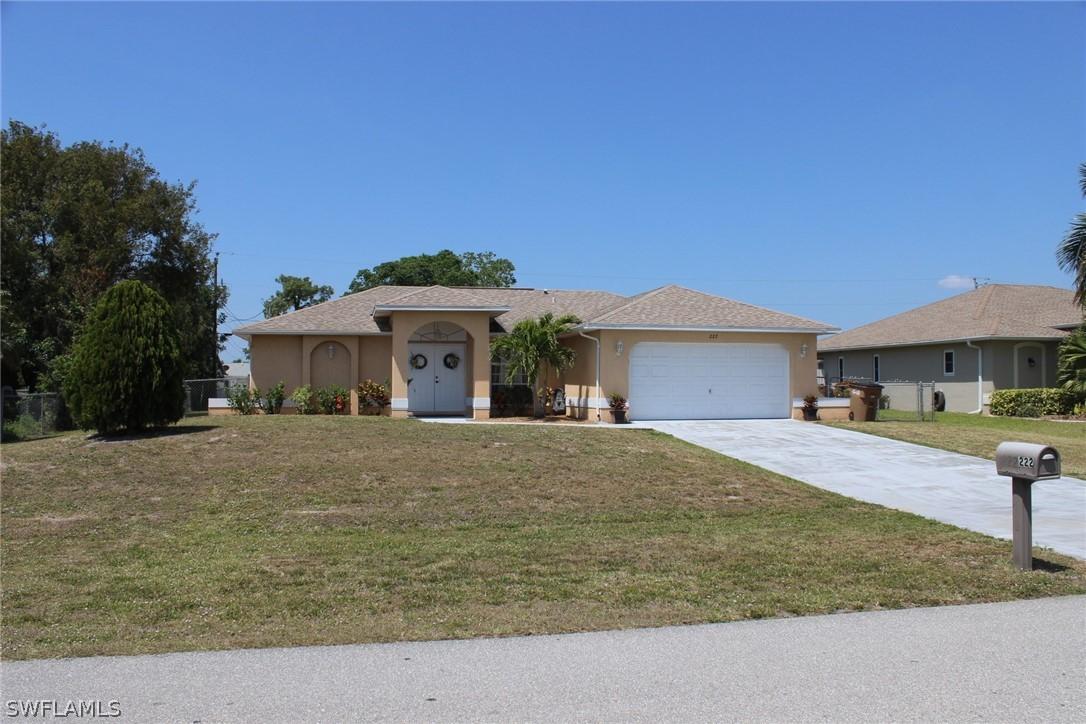 222 NE 10th Pl., Cape Coral, FL 33909