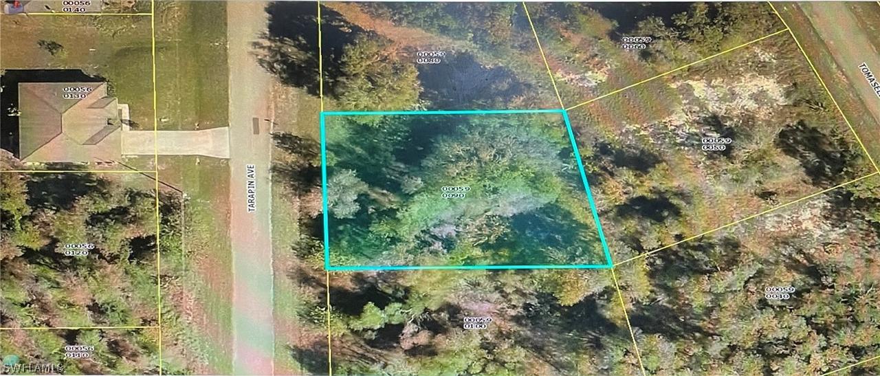 611 Tarapin Ave., Lehigh Acres, FL 33974