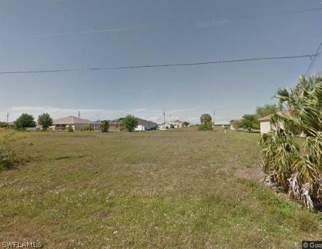 1305 NW 9th Ter., Cape Coral, FL 33993