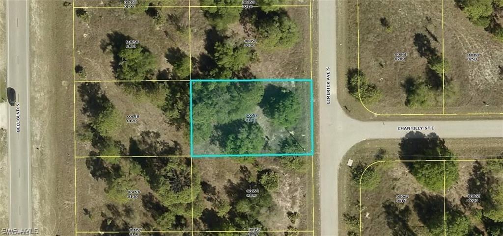 450 Limerick Ave., Lehigh Acres, FL 33974