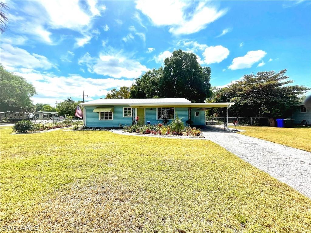 1570 Grove Ave., Fort Myers, FL 33901