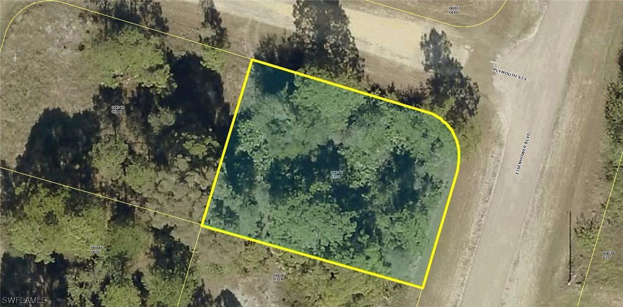 558 Eisenhower Blvd., Lehigh Acres, FL 33974