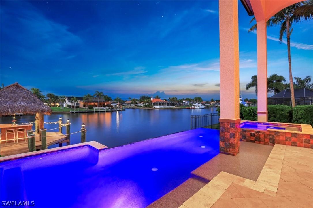 2807 SE 19th Pl., Cape Coral, FL 33904