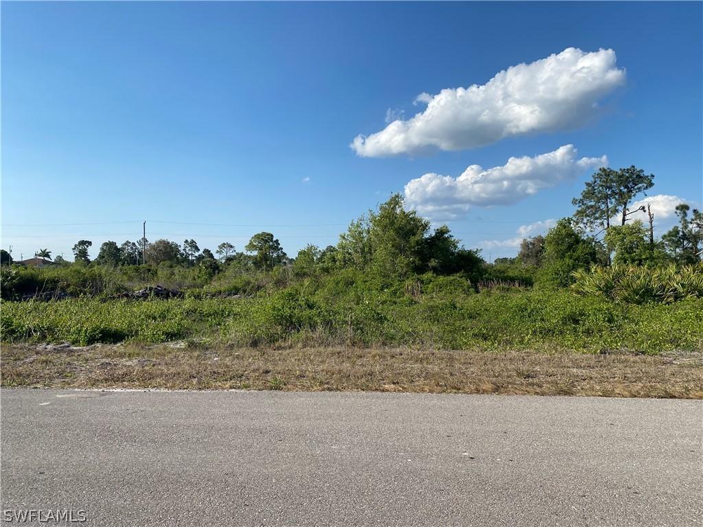 2804 22nd St., Lehigh Acres, FL 33976