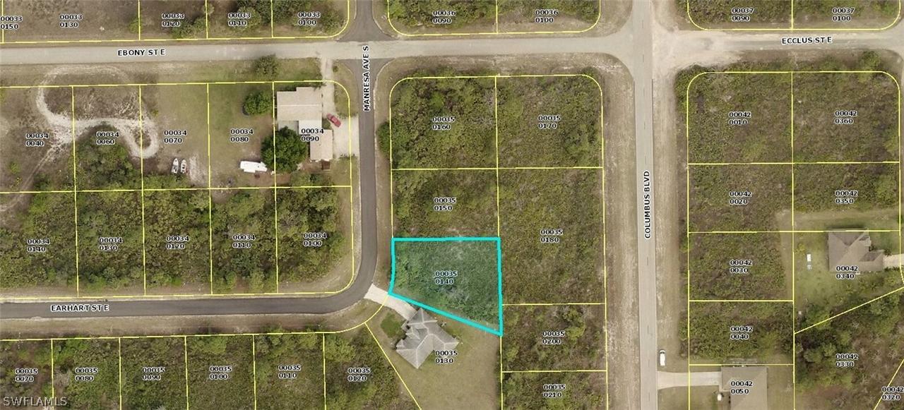 955 Manresa Ave., Lehigh Acres, FL 33974