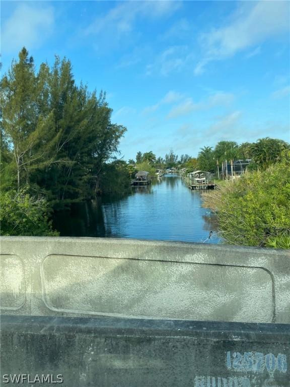 2505 SW 30th Ter., Cape Coral, FL 33914