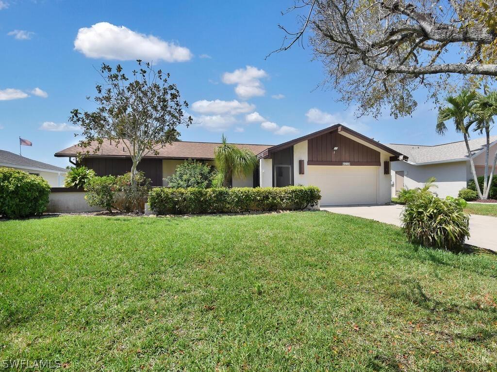 3210 SE 19th Pl., Cape Coral, FL 33904