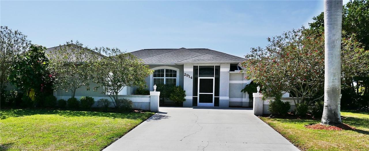 2914 SE 10th Pl., Cape Coral, FL 33904
