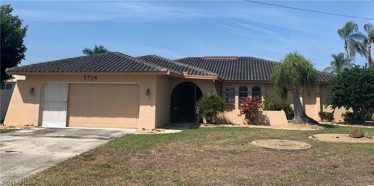 3714 SE 12th Ct., Cape Coral, FL 33904