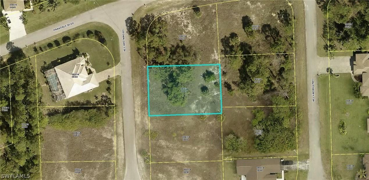 703 Crown Oak Cir., Lehigh Acres, FL 33974