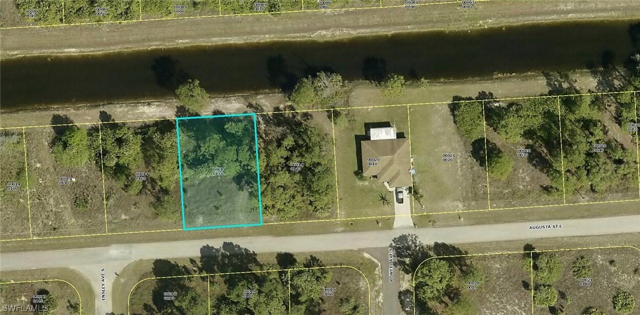 1229 Augusta St., Lehigh Acres, FL 33974