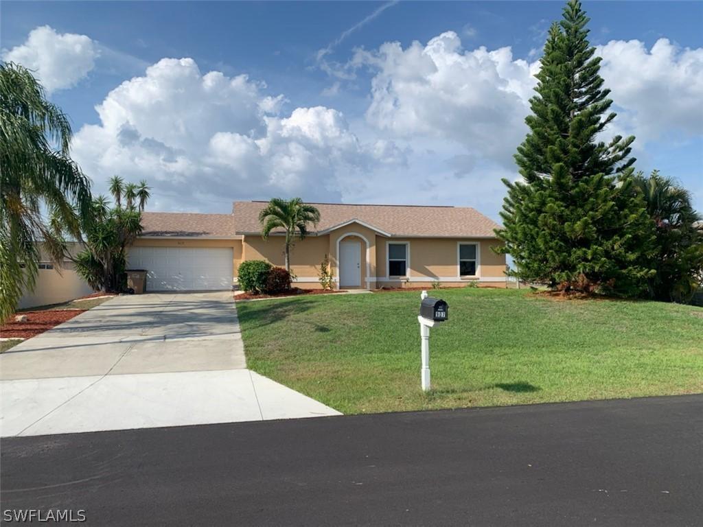 907 NE 10th Ter., Cape Coral, FL 33909