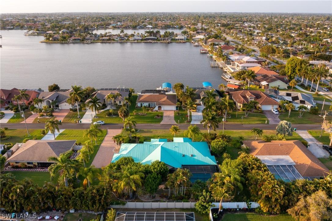 414 SW 51st Ter., Cape Coral, FL 33914