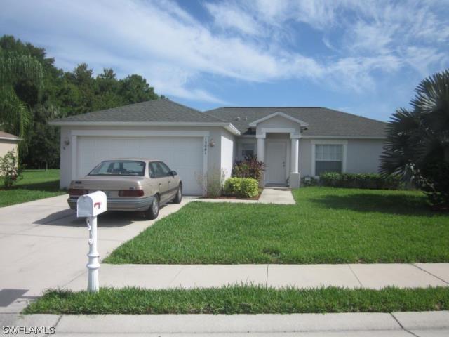 15041 Hawks Shadow Dr., Fort Myers, FL 33905