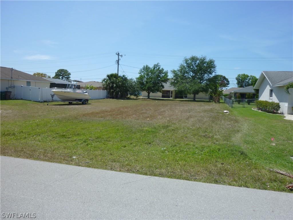 4530 SW 7th Ave., Cape Coral, FL 33914