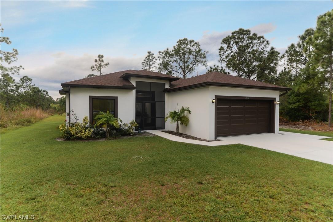 2554 68th Ave., Naples, FL 34120