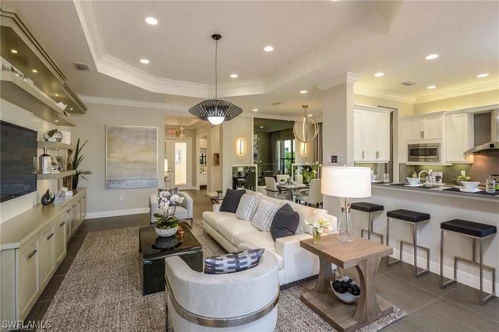 4072 Nova Ln., Naples, FL 34119