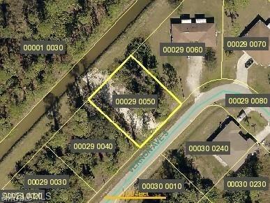 2904 Vernon Ave., Lehigh Acres, FL 33973