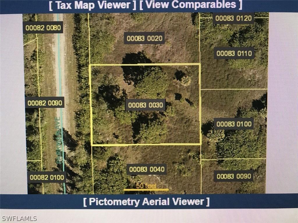 427 Parkman Ave., Lehigh Acres, FL 33974