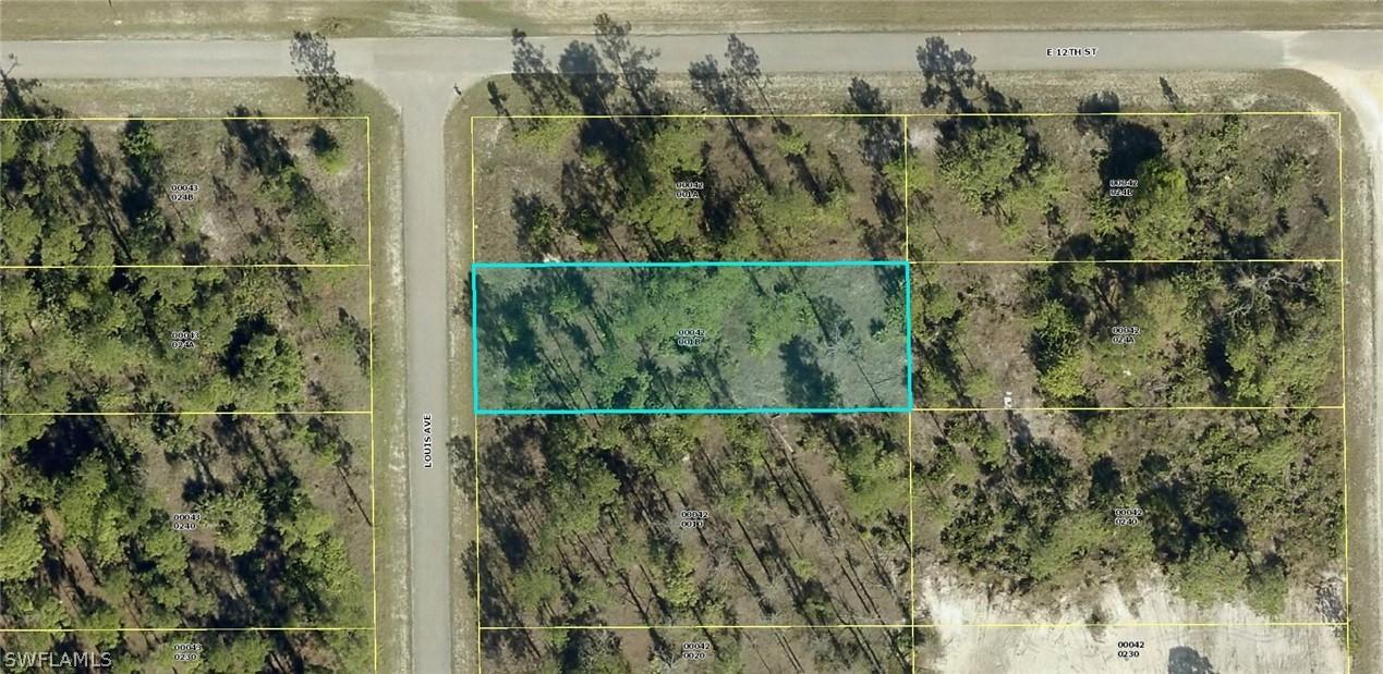 1124 Louis Ave., Lehigh Acres, FL 33972