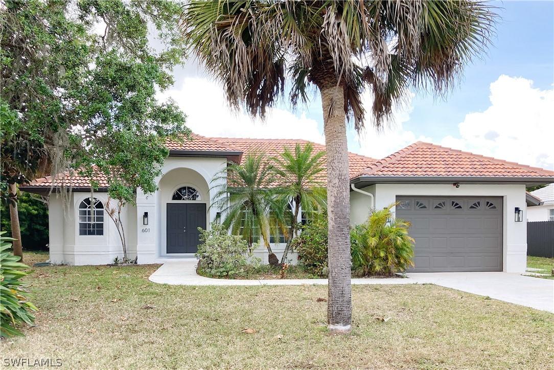 601 Columbus Ave., Lehigh Acres, FL 33972