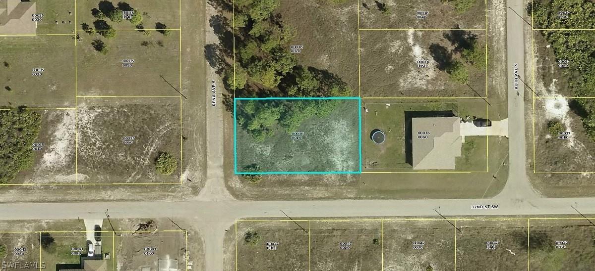 3105 Rena Ave., Lehigh Acres, FL 33976