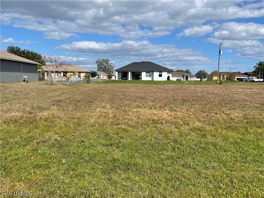 1521 NE 17th Pl., Cape Coral, FL 33909