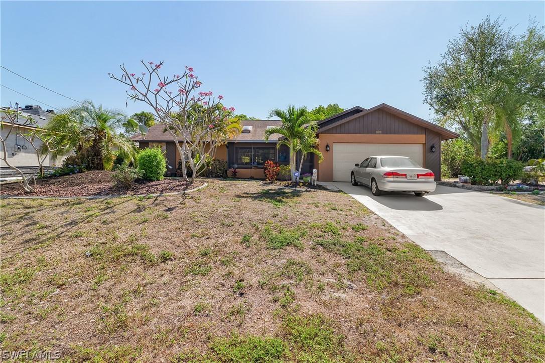 309 NW 12th Pl., Cape Coral, FL 33993