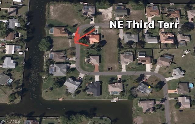 318 NE 12th Ct., Cape Coral, FL 33909