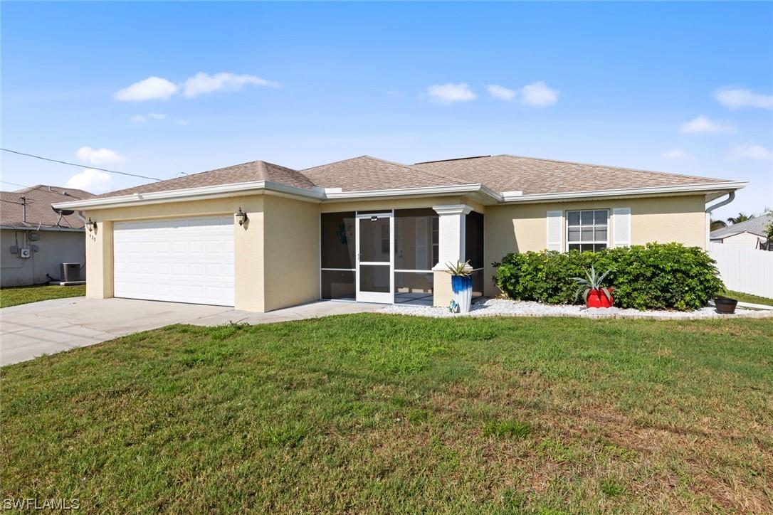 920 NE 4th Pl., Cape Coral, FL 33909