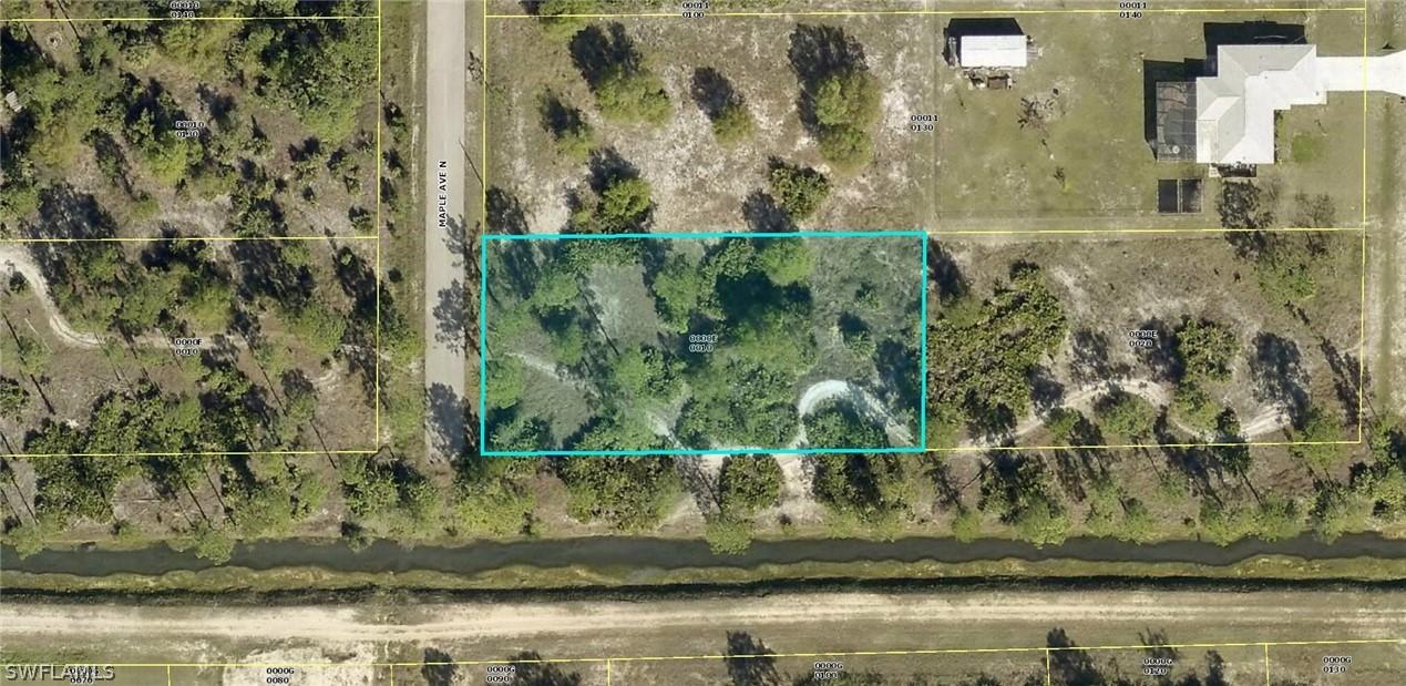 1202 Maple Ave., Lehigh Acres, FL 33972