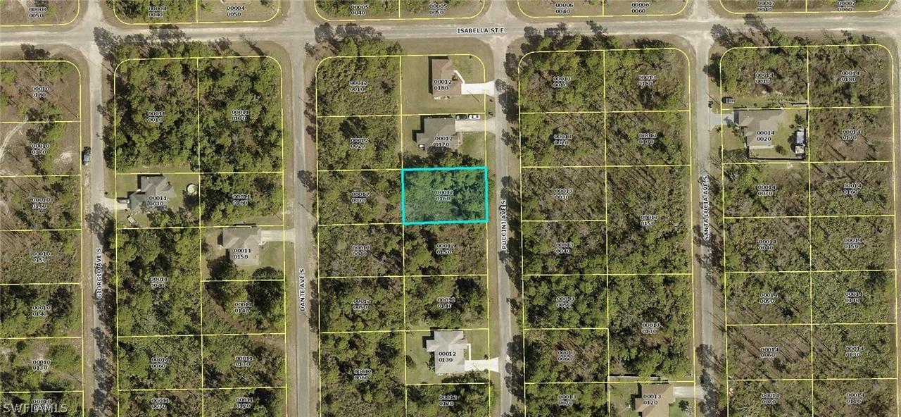 720 Puccini Ave., Lehigh Acres, FL 33974