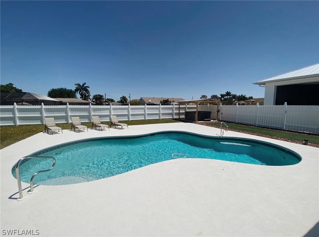 4115 SE 10th Pl., Cape Coral, FL 33904