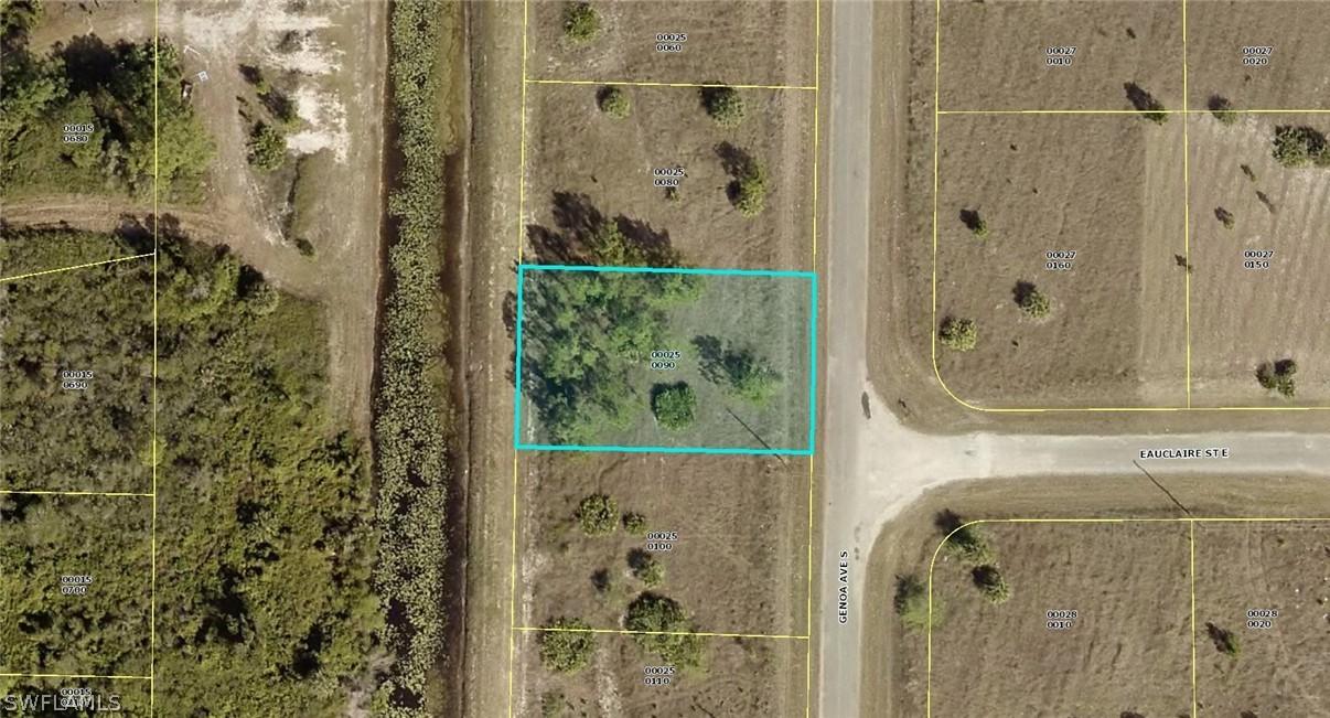 946 Genoa Ave., Lehigh Acres, FL 33974